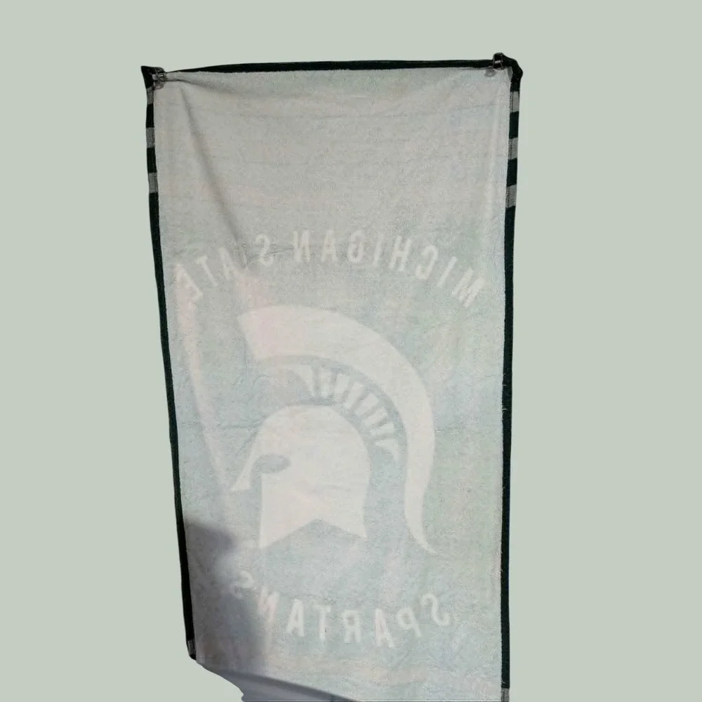 Michigan State Spartans Beach‎ Towel Green White Spartan Helmet Logo NCAA